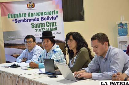 La cumbre agropecuaria “Sembrando Bolivia” se celebra en Santa Cruz