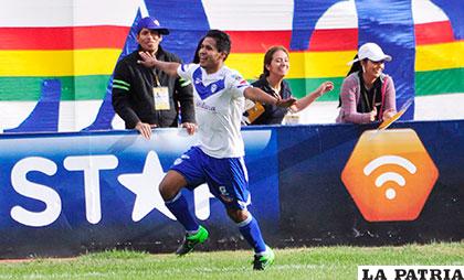 Jorge Ayala celebra, fue autor del gol del triunfo de San José