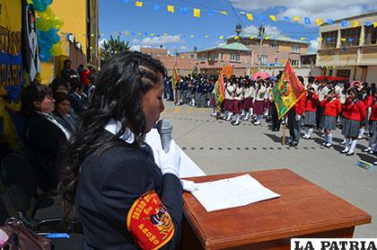 20 años de servicio de la unidad educativa 