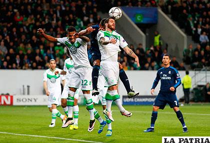 Real Madrid no pudo superar a la defensa del Wolfsburgo