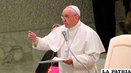 El Papa dijo que la limosna es un gesto de amor