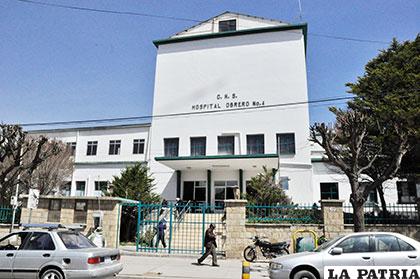 Hospital Obrero NÂº 4 que depende de la Caja Nacional de Salud
