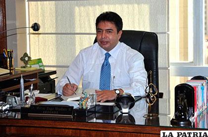 Milton Mendoza es investigado por el caso Cotel /correodelsur.com