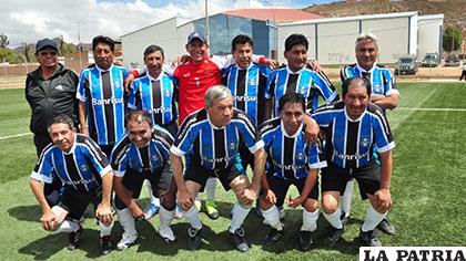 El onceno de Calaveras vapuleó por 11-0 a Deportivo Aroma