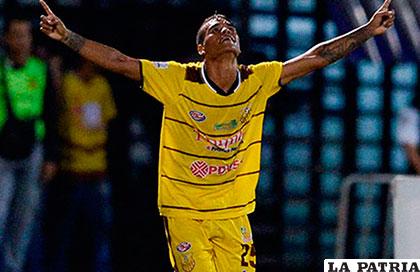 Robert Mejía celebra el segundo gol de Trujillanos /OLE.COM