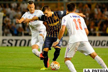 La acción del cotejo en el cual venció Rosario Central /misionesonline.net