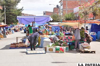 Comerciantes esperan que la población se vuelque a la feria Oruro Moderno