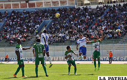 San José venció por 1-0 la última vez que jugaron en Oruro el 13/12/2015