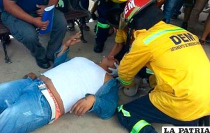 Una de las personas heridas en la caída del tinglado /Periodistas cruceños