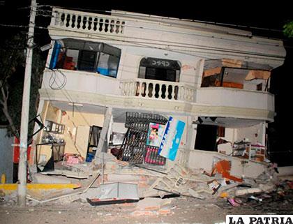 Ecuador vivió uno de sus momentos más críticos con el terremoto