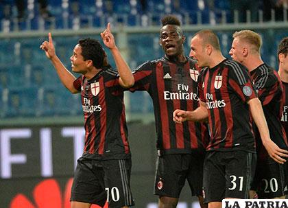 Bacca (10) fue autor del único gol del Milan