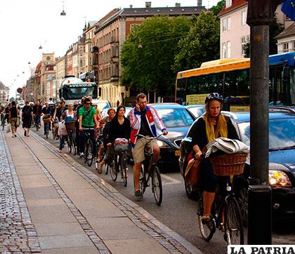El 55% de viajes realizados dentro los límites de esta urbe son hechos en bicicleta
