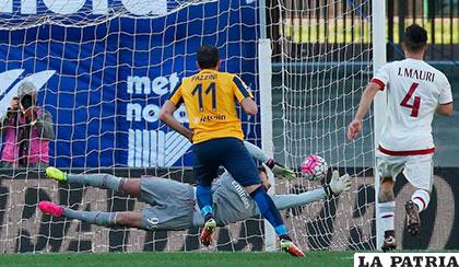 Verona a pesar de vencer a Milan (2-1) descendió de categoría
