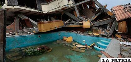 Continúan los rescates en Ecuador tras terremoto del 16 de abril de 2016 /AFP