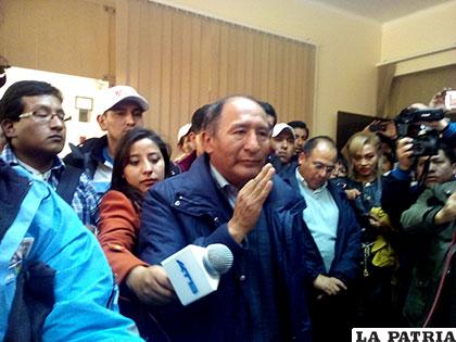 Posesión del nuevo administrador de la CNS regional Oruro, Jacinto Torrelio Salazar