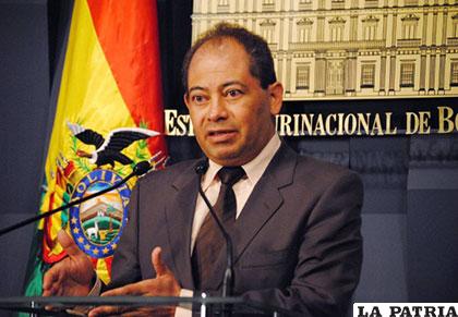 Ministro Carlos Romero conmina a la APLP a presentar 
