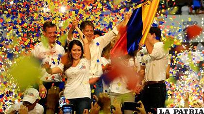 Ecuatorianos se alistan para sufragar y elegir a su presidente