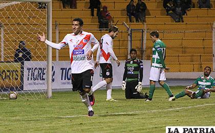 Aldo Paniagua anotó dos goles para la victoria de Nacional Potosí /APG