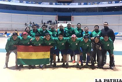 El combinado boliviano de futsal dirigido por Valentín Humacayo