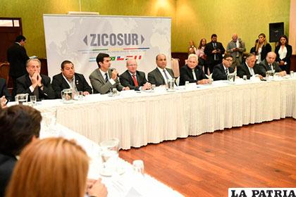 Reunión plenaria de la Zicosur /ERBOL