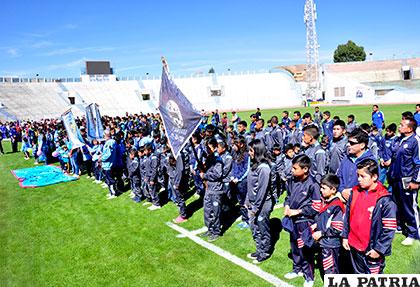 Durante la concentración de los equipos participantes