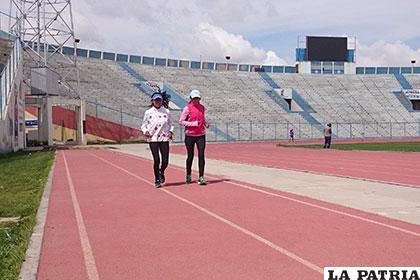 Nemia Marza y Nelly Mamani se prepararon convenientemente