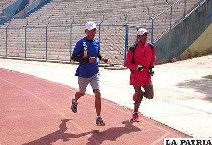 Jean Manuel Pérez y Vidal Basco durante su trabajo de preparación