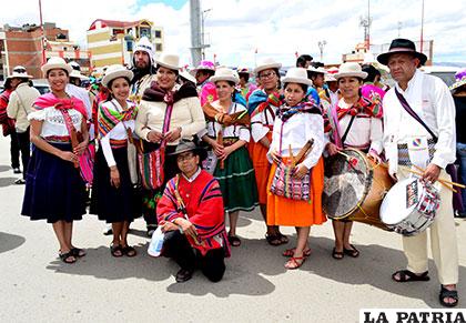 El conjunto que participa oficialmente en la Entrada del Carnaval de Oruro
