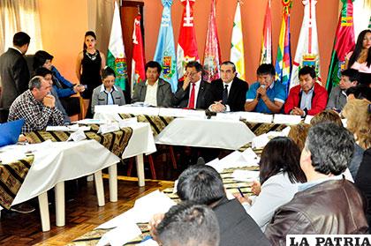 La octava reunión del Comité Técnico del Pacto Fiscal se desarrolló en Oruro