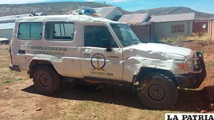 Los daños en la ambulancia se aprecian en toda la carrocería