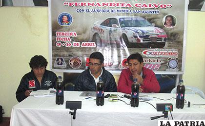 Durante la conferencia de prensa ofrecida por directivos de la AADO