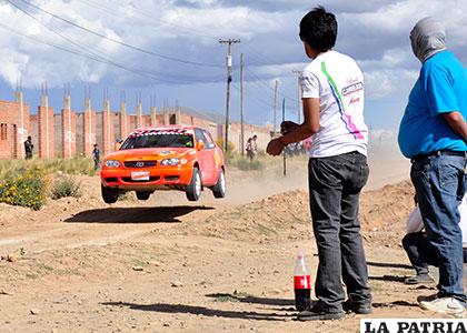 Este domingo volverán a rugir los motores en el automovilismo 