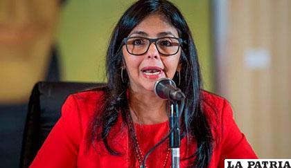 La ministra de Venezuela, Delcy Rodríguez dio a conocer la decisión de Venezuela respecto a la OEA /tvn.2