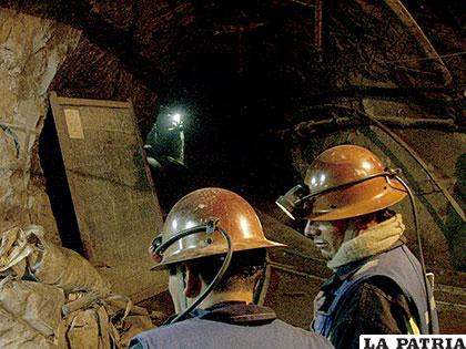 Este mes debe ponerse en funcionamiento el ingenio 
Lucianita para incrementar la producción de minerales en la mina de Huanuni. La minería estatal espera un sustancial apoyo financiero