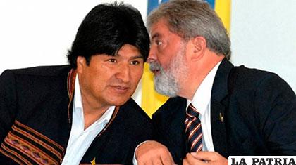 Evo Morales se refirió al conflicto que vive Lula Da Silva (der) /Peru.com
