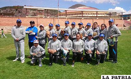 El plantel de Cosmos es el actual campeón a nivel departamental