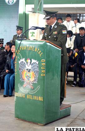 El comandante de Radio Patrullas, mayor Antonio Heredia, durante su intervención