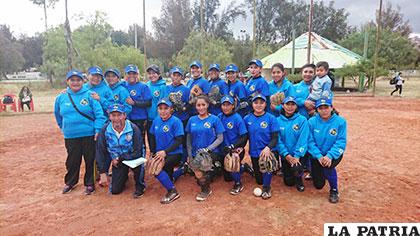 El plantel de Cosmos que participó en el nacional de Clubes Campeones