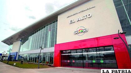 El incidente ocurrió en el aeropuerto de El Alto