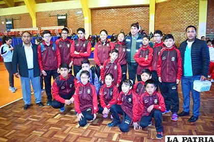 Delegación de Oruro que participa en el torneo nacional /Reynaldo Bellota - LA PATRIA