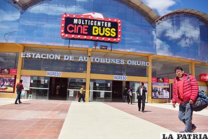 Estación de Autobuses Oruro mejora sus espacios /LA PATRIA