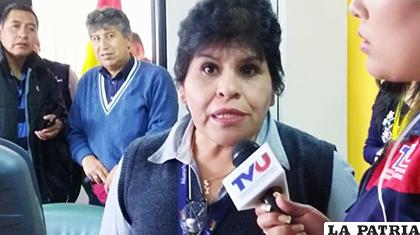 La presidente Marlene Ardaya informó sobre el decomiso de fármacos que pretenden ingresar al país de forma irregular /ANF

