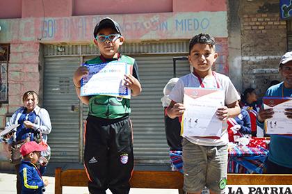 Fabricio Foronda y Alvin Ontiveros ganadores en la categoría 
