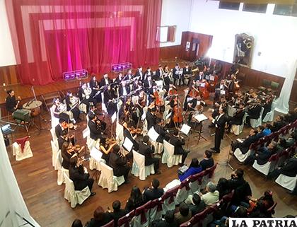 Magnífica presentación de la Orquesta Bolivia Joven /Juan Pablo Villegas