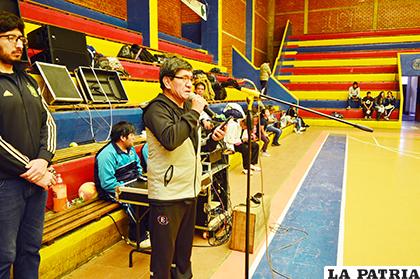 Zenón Vela realizó la promesa deportiva/Alex Zambrana LA PATRIA