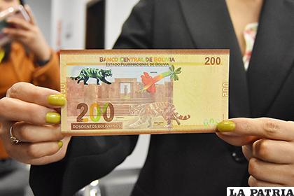 El nuevo billete de 200 bolivianos es el último corte de la primera familia de billetes del Estado Plurinacional/ APG