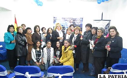 Damas de la ACF festejaron el día de YWCA Mundial y de la Socia/LA PATRIA