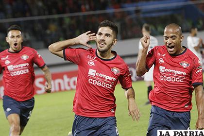 Antonio Melgar de penal en el 88 anotó el gol del triunfo de Wilstermann /APG