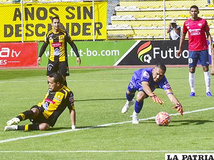 Pasa por un buen momento en el arco 