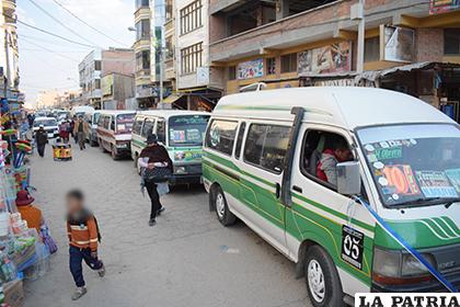 Transporte urbano debe cumplir sus rutas/ LA PATRIA